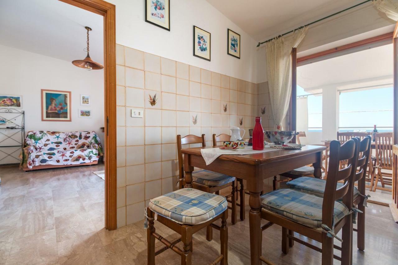 White Rose Suite Apartment Cala Gonone Buitenkant foto