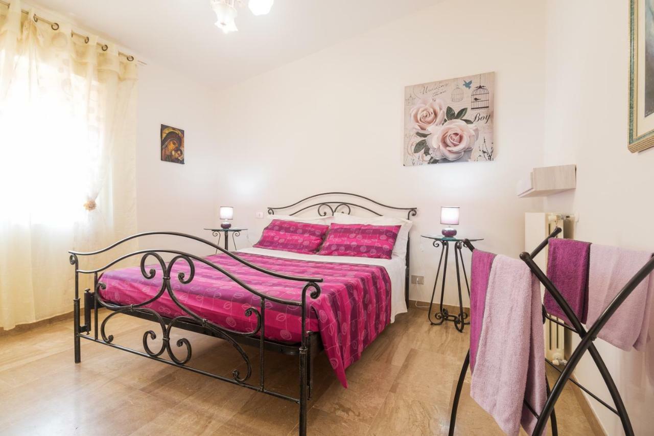 White Rose Suite Apartment Cala Gonone Buitenkant foto