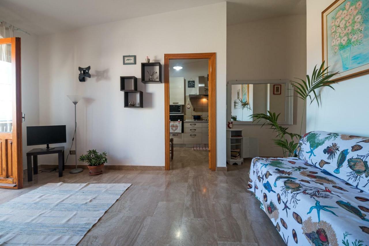 White Rose Suite Apartment Cala Gonone Buitenkant foto